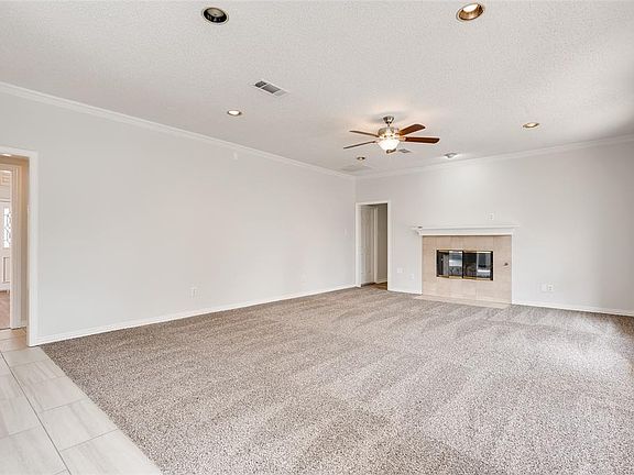2nd image of 5411 Sapphire Ct
