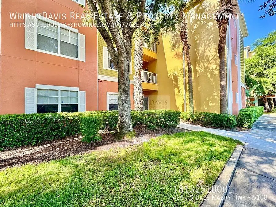 Freshly Updated 1/1 in Gated South Tampa Community — Photo 2