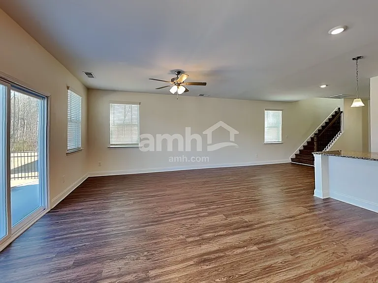 2328 Campbell Cove Ct — Photo 8