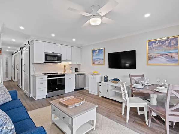 40 Folly Field Road #C126, Hilton Head Island, SC 29928