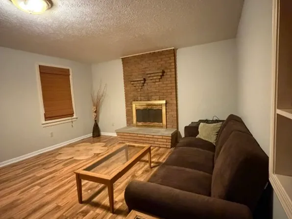 1377 Broadway Ave, Bedford, OH 44146