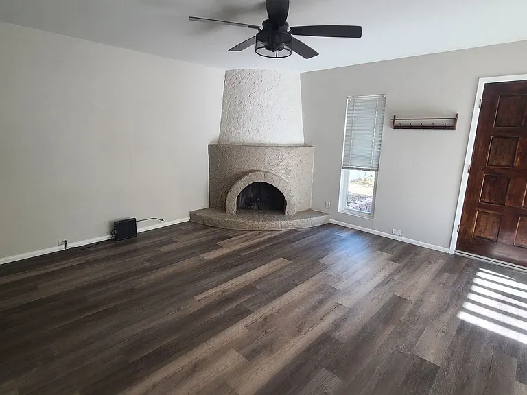 8645 S 51st St #1 — Photo 7