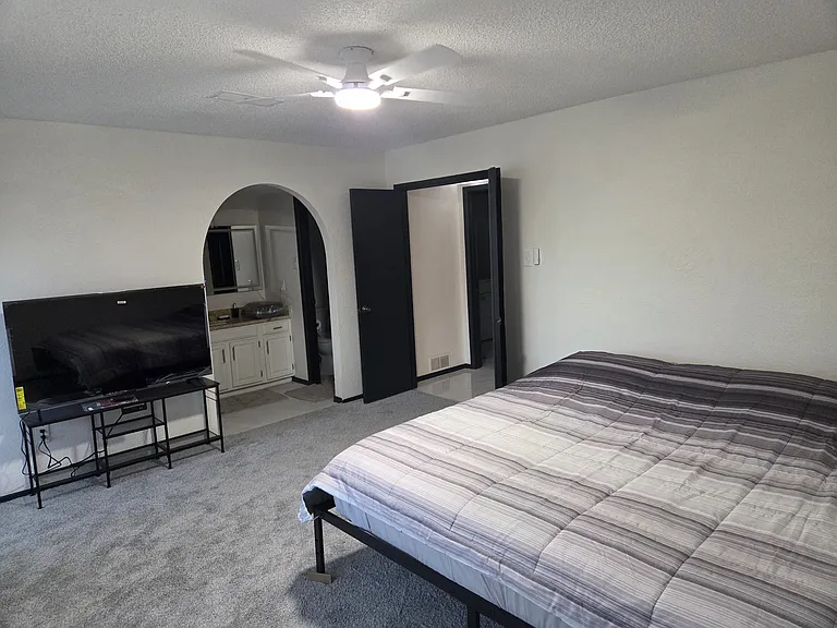 3709 Ravenhill Ln — Photo 29