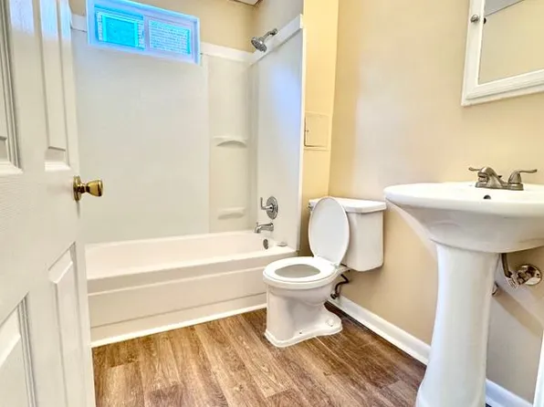 617 Delaware Ave APT A, Essex, MD 21221