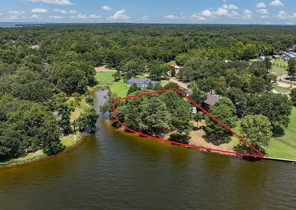 1st image of 229 Esquire Estates Rd