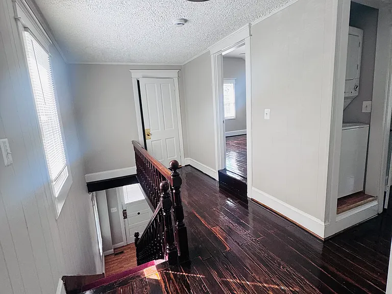 20 Diagonal St — Photo 25