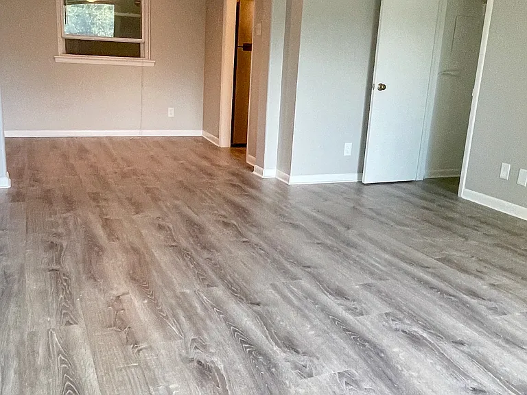 3215 Douglas Ave #201 — Photo 3