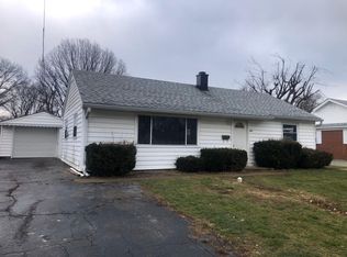 471 Carol Dr, Greenwood, IN 46143