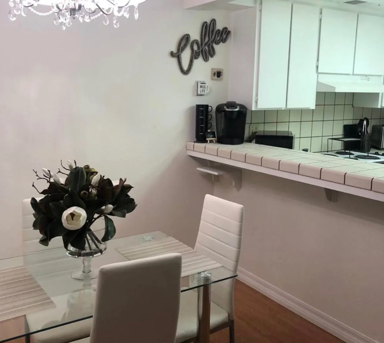 2 bed, 1000 sqft, $2,150 — Photo 2