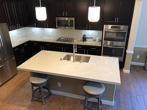 3rd image of 5894 Glory Heights Dr