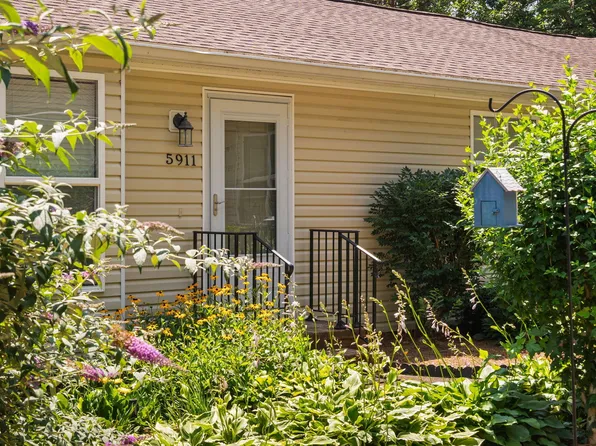 5911 Westcreek Pl, Raleigh, NC 27606