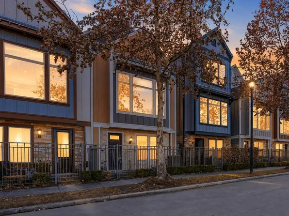 1812 Dennis St, Houston, TX 77004