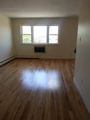 Rented by A Class Realty Corp | media 2