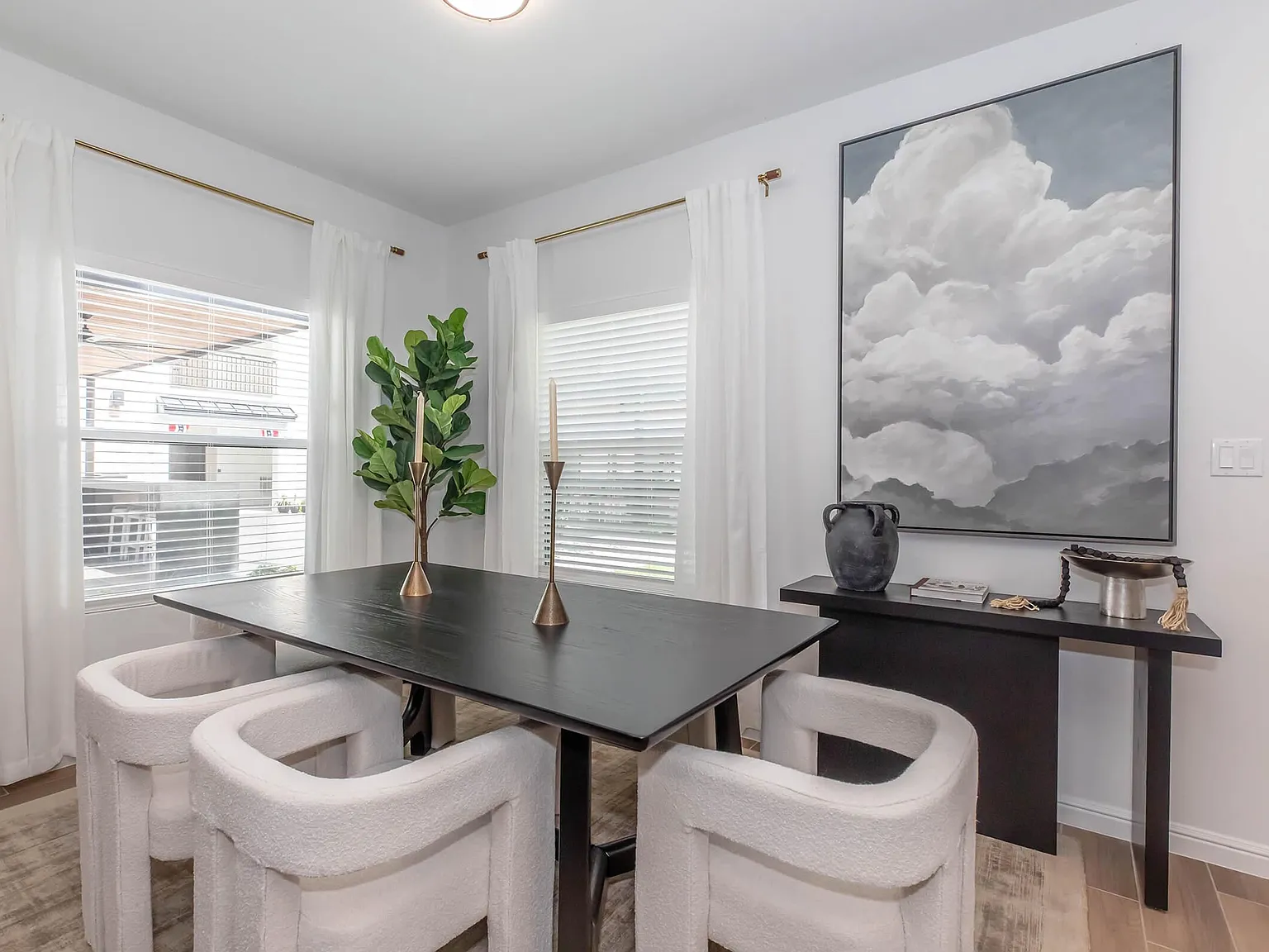 2 bed, 1132 sqft, $1,615 — Photo 3