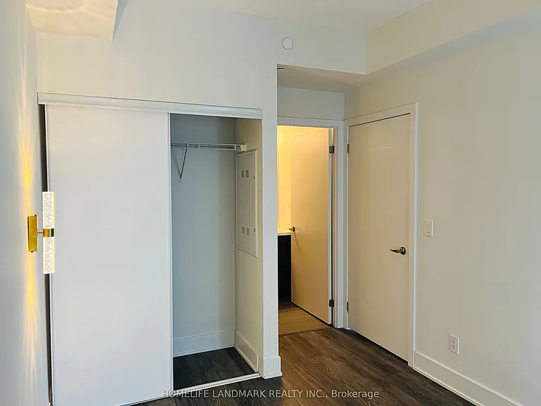 188 Fairview Mall Dr #1116 — Photo 5