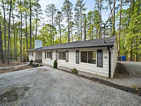 5th image of 412 N Elliott Rd