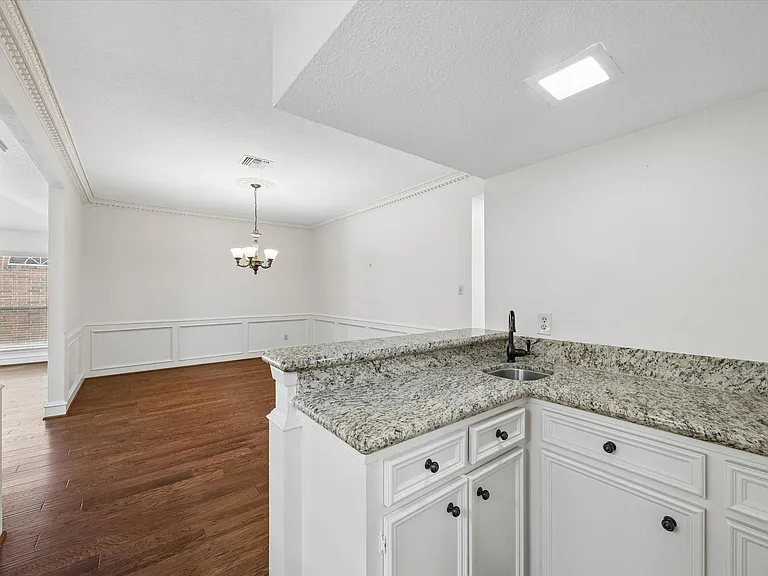 6511 Pauma Dr — Photo 8