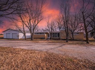20648 85th Rd, Winfield, KS 67156