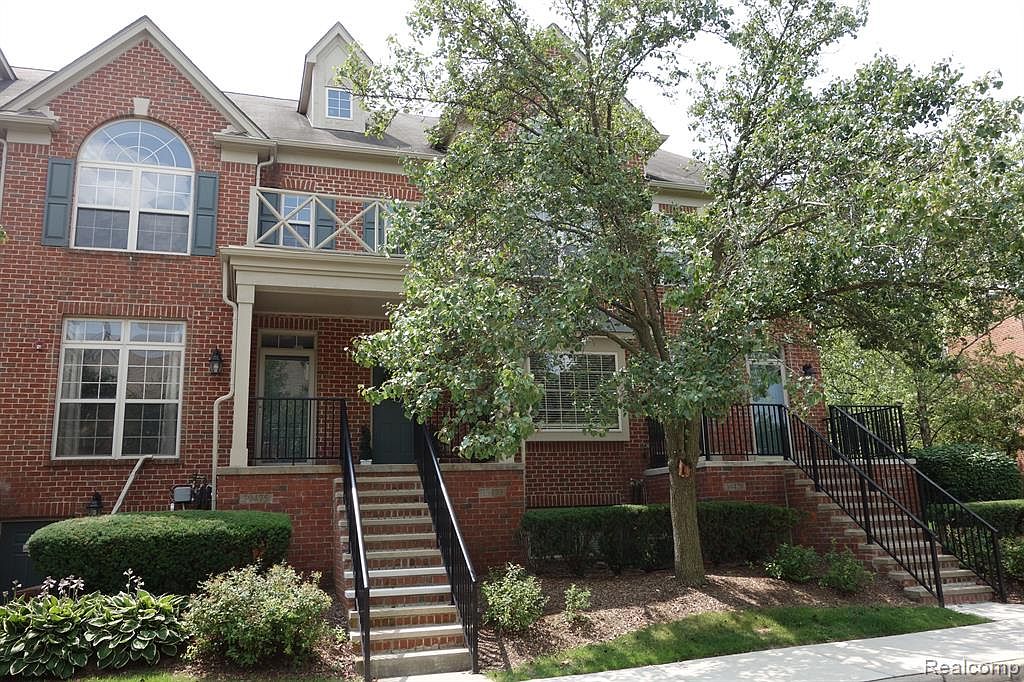 39475 Springwater Dr, Northville, MI 48168 MLS 20230053507 Zillow