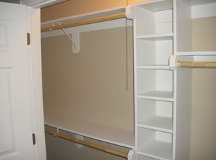 805 SW Mill St APT 201, Lees Summit, MO 64081