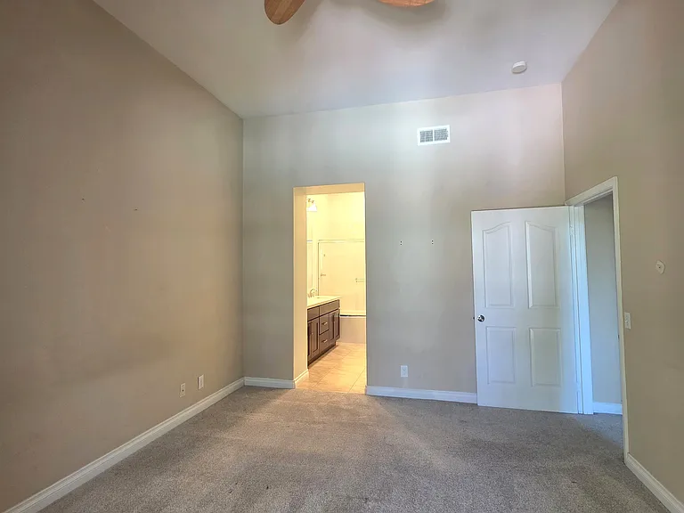 13360 Verona — Photo 14