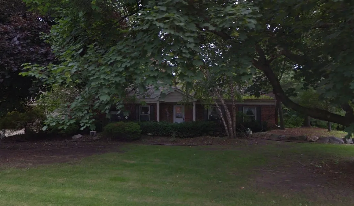47115 Grasmere Rd photo 1