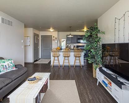2nd image of 117 27th Ave SE #2B-2Ba
