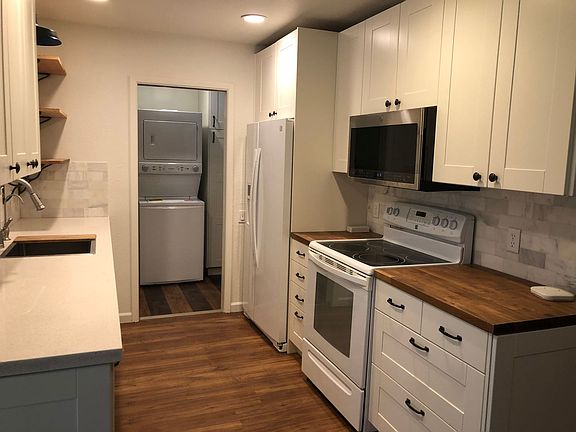 5th image of 807 Leisure World