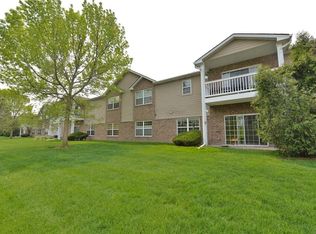 825 Stonefield Dr, Racine, WI 53406