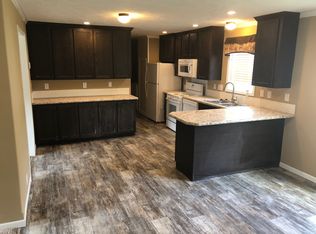 215 Mark Ct #299, Newport, MI 48166