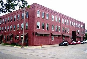 1st image of 328 9th St E APT 202W