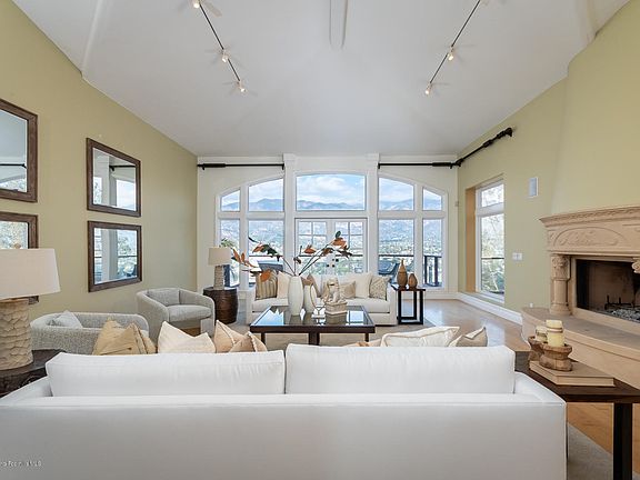 3rd image of 181 Normandy Ln
