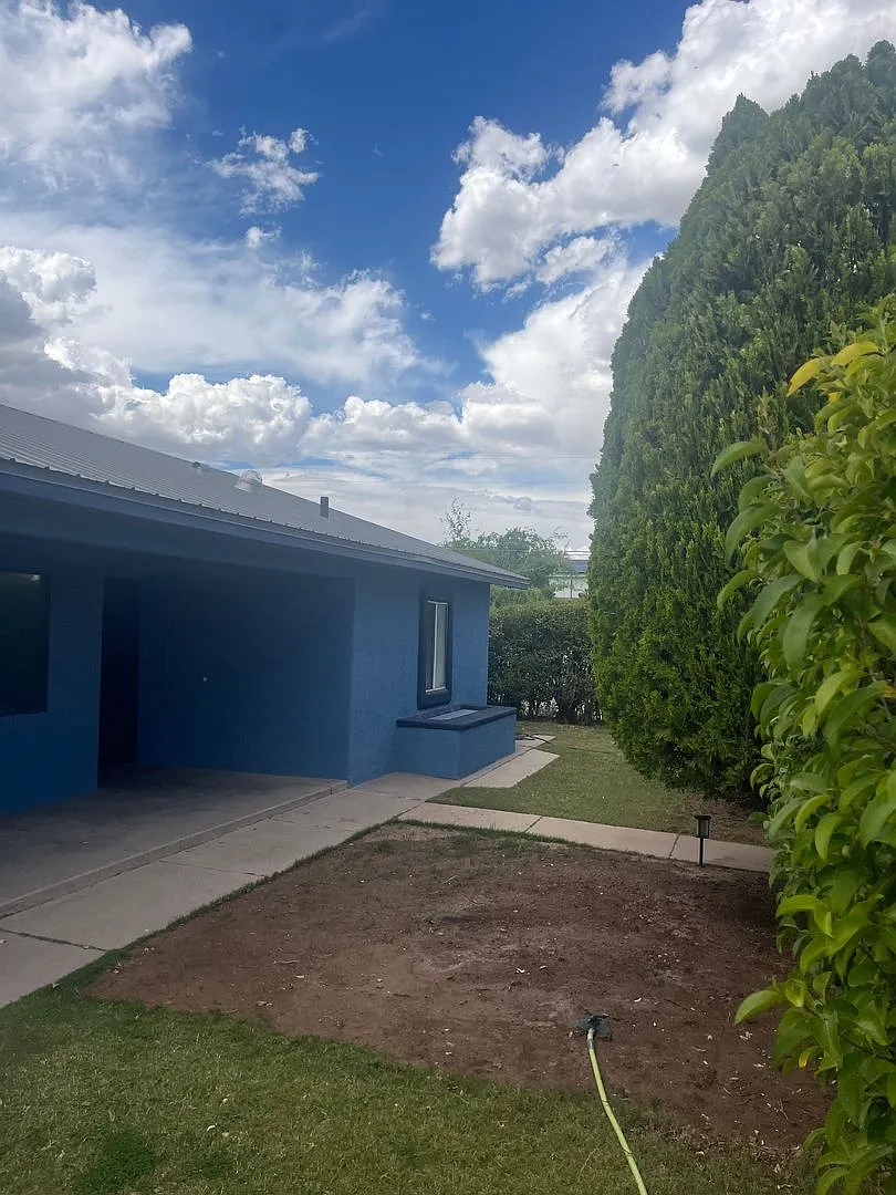 Charming 4 Bedroom 2 Bathroom home in the middle of Benson AZ. — Photo 4
