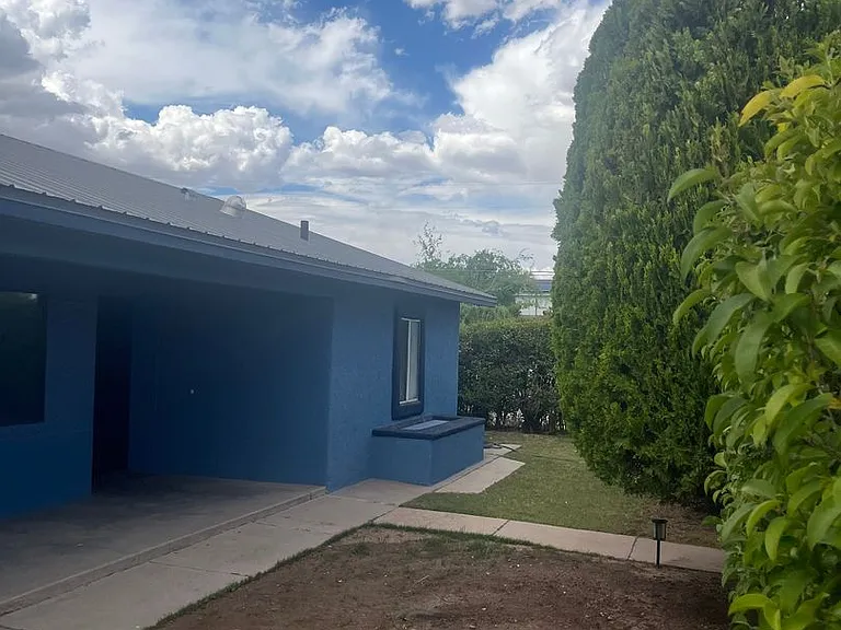 595 N San Pedro St — Photo 4