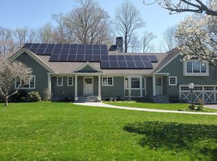 24 Indian Rd, Trumbull, CT 06611