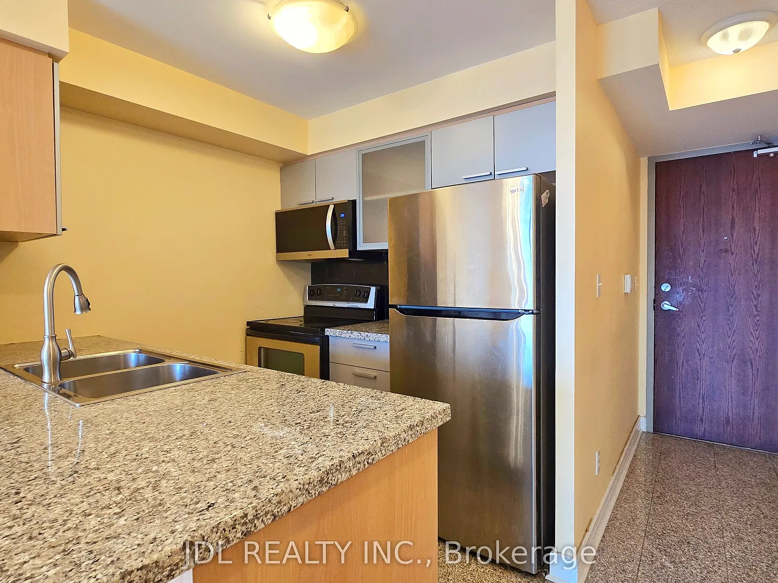 16 Harrison Garden Blvd — Photo 2