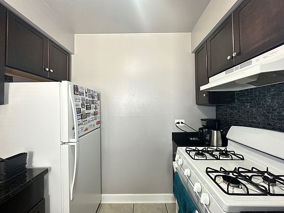 4th image of 3812 25th Ave #51