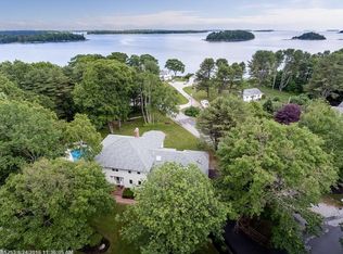 317 Lower Flying Point Rd, Freeport, ME 04032