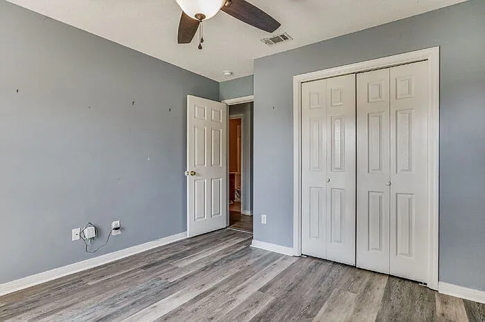907 Catskill Ln — Photo 28