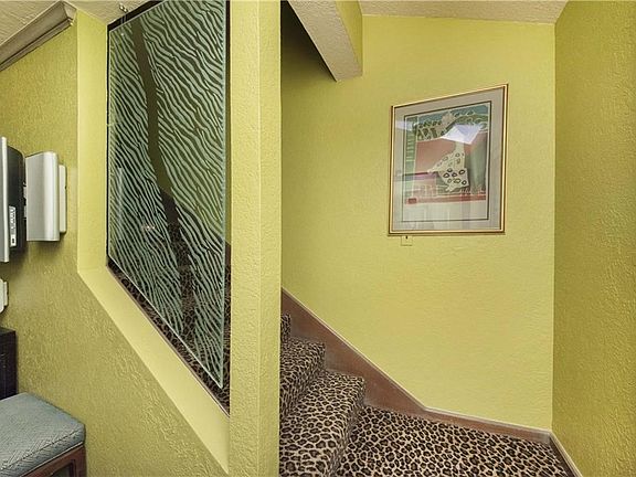 Interior Entry Stairs