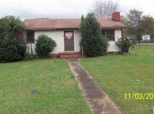 1008 Roberson St SW, Jacksonville, AL 36265