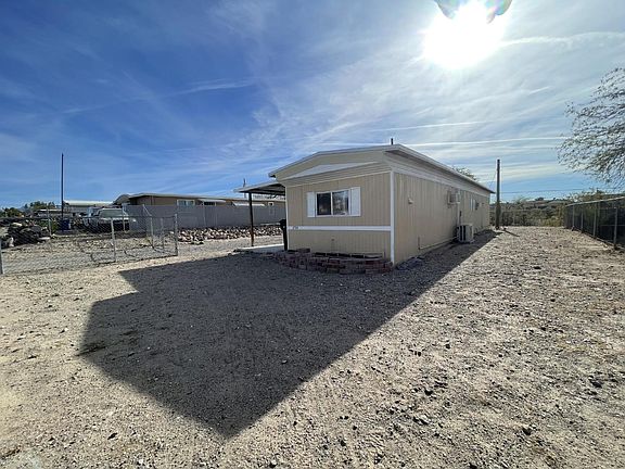 3rd image of 1704 Williams Dr #0