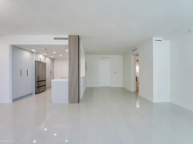 5055 Collins Ave — Photo 5