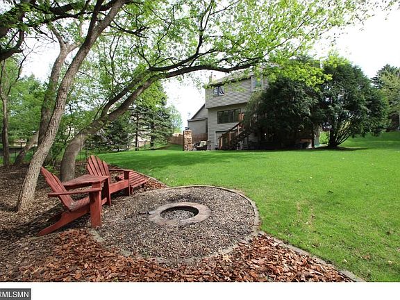 3rd image of 3904 Stonebridge Dr N