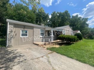 1642 S Fort Ave, Springfield, MO 65807