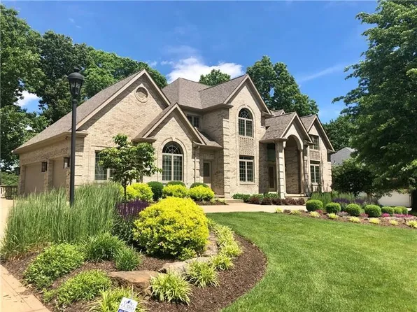113 Lyndhurst Cir, Wexford, PA 15090