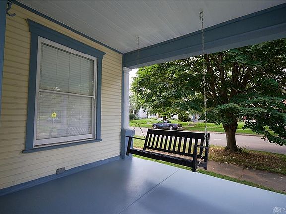 4th image of 333 Rockwood Ave