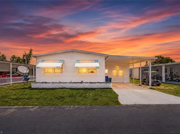 653 Future DR, NORTH FORT MYERS, FL 33917