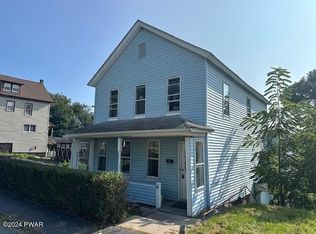 96 Farview St, Carbondale, PA 18407