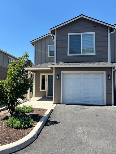 124 SW Donna Jean Way Photo 1